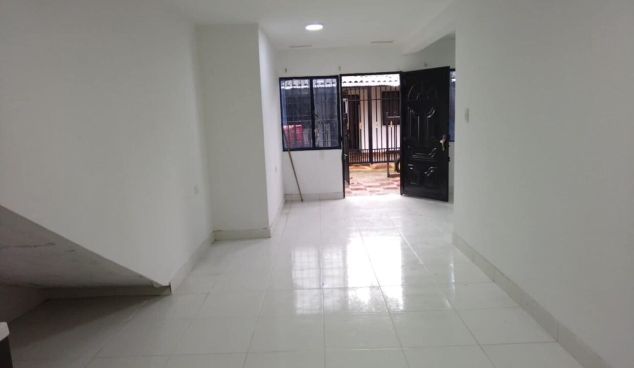 WhatsApp Image 2024-10-28 at 5.41.11 PM