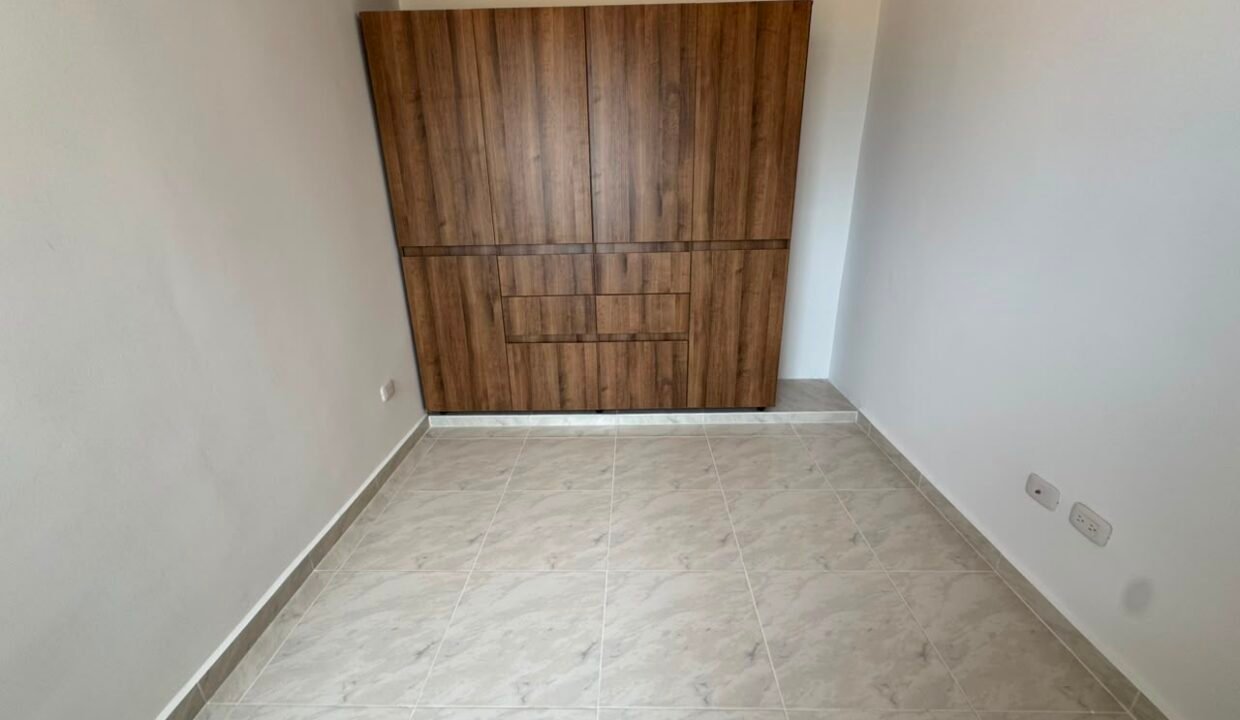 1000508531